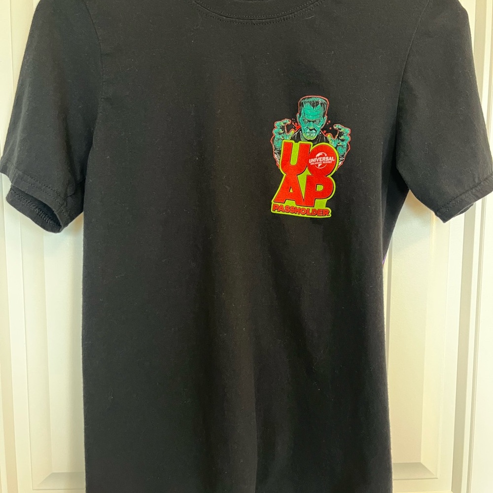 Halloween Horror Nights Passholder Tee